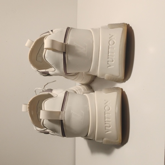 Louis Vuitton Run Away Pulse Sneakers Men's Size 10 🔥🔥🔥 - Picture 5 of 16